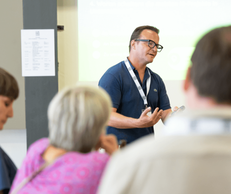 soxes CEO Patrick Büchler bei einem AI-Workshop
